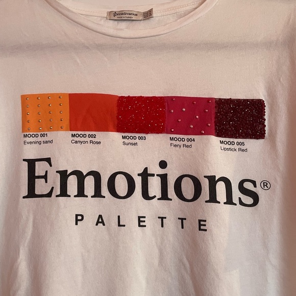 Beautiful white top - Picture 2 of 3